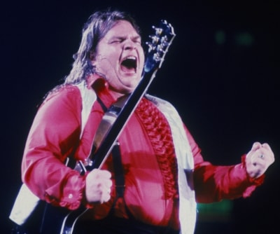 Archive photo of Meat Loaf, in a red shirt